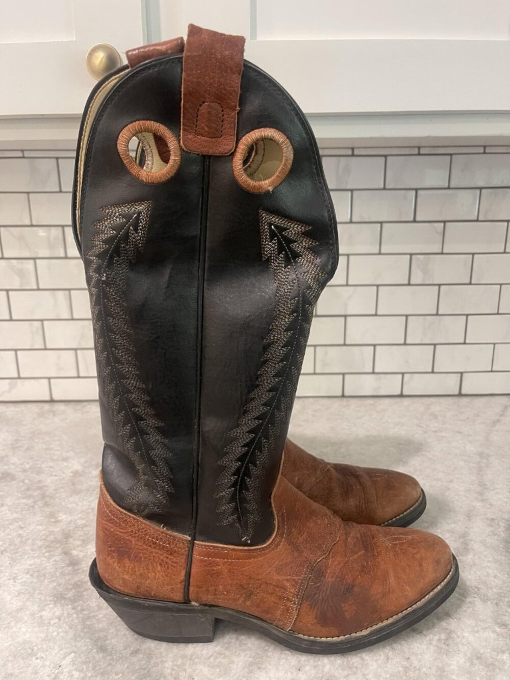 Vintage Laredo Boots Mens Size 10D Brown Leather Western Cowboy Made USA 8951